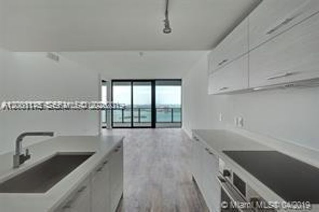 650 NE 32nd St 4306, Miami, FL 33137