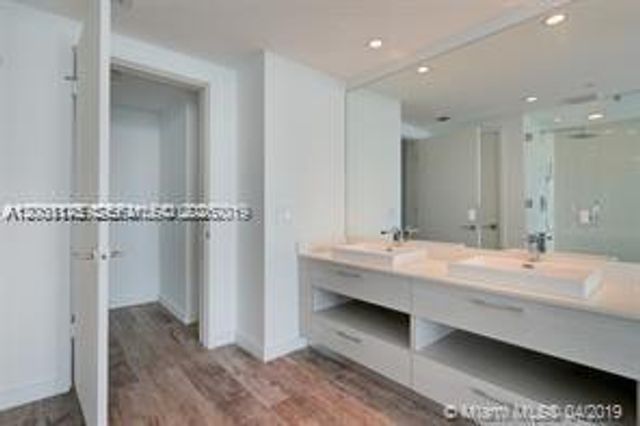 650 NE 32nd St 4306, Miami, FL 33137