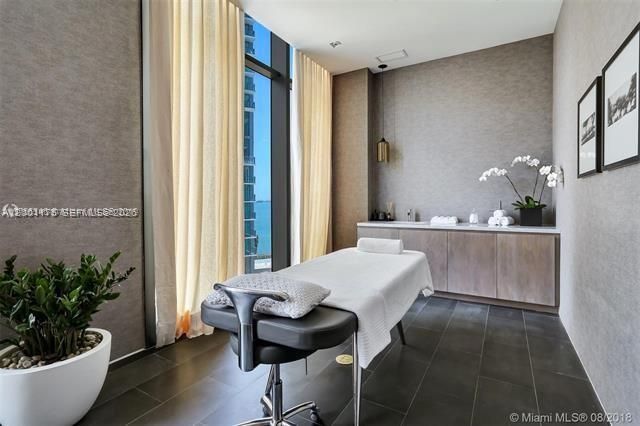 650 NE 32nd St 4306, Miami, FL 33137