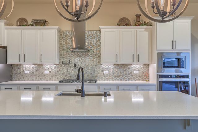 5825 Ridgeline Place NE, Rio Rancho, NM 87144