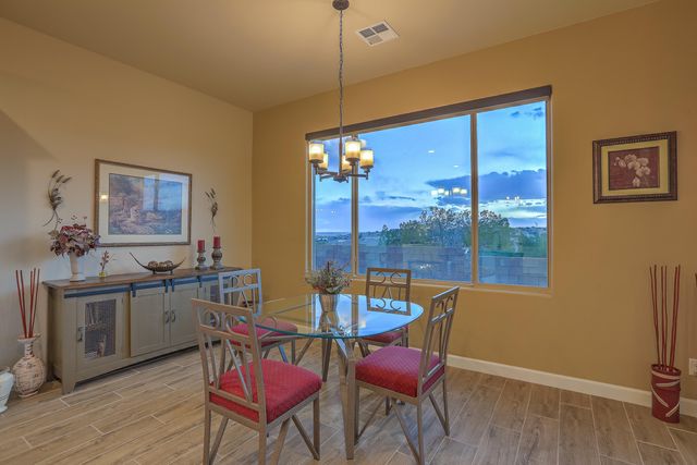 5825 Ridgeline Place NE, Rio Rancho, NM 87144