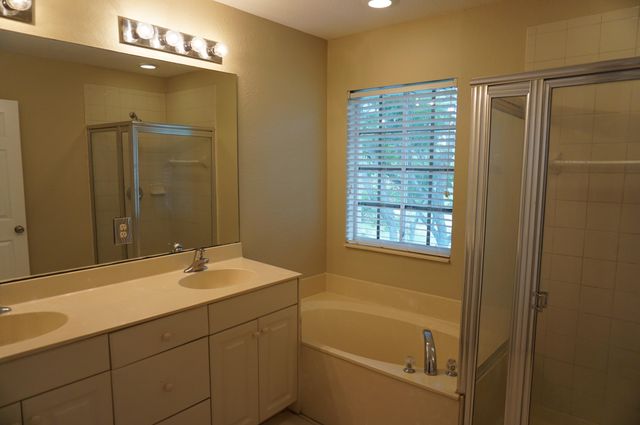 2022 Freeport Lane, Riviera Beach, FL 33404