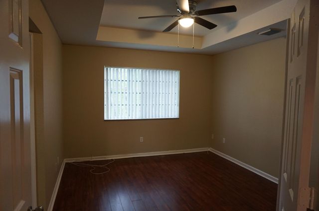 2022 Freeport Lane, Riviera Beach, FL 33404