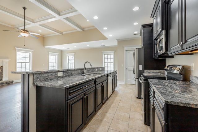 8602 Kennerly Court, Ooltewah, TN 37363