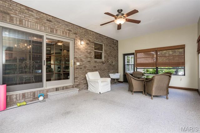 1300 White Oak Trail, Godfrey, IL 62035