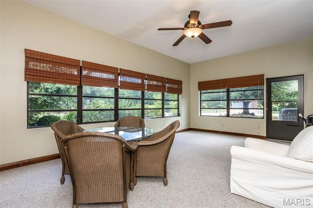 1300 White Oak Trail, Godfrey, IL 62035