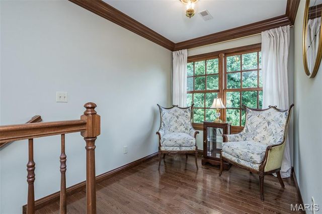 1300 White Oak Trail, Godfrey, IL 62035