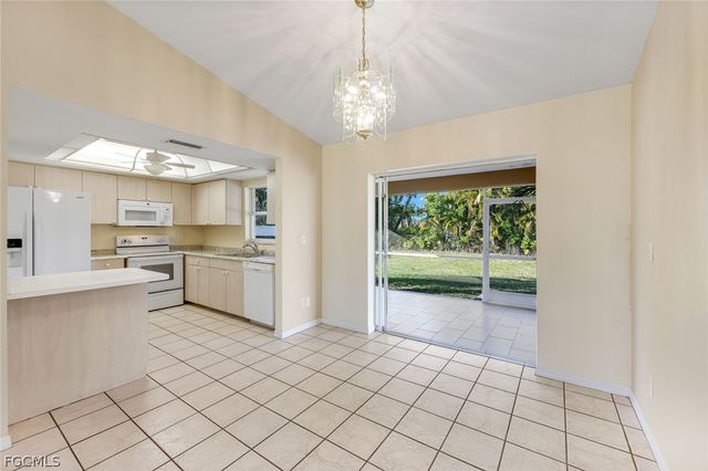 167 SE 21st TER, Cape Coral, FL 33990