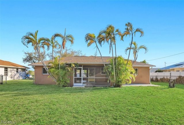 167 SE 21st TER, Cape Coral, FL 33990