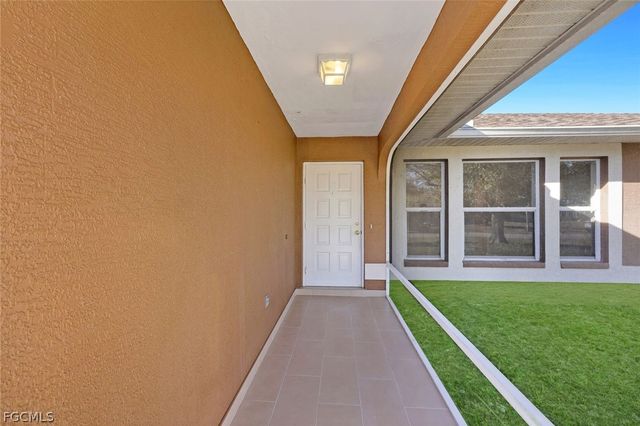 167 SE 21st TER, Cape Coral, FL 33990