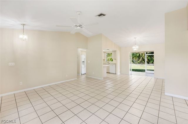 167 SE 21st TER, Cape Coral, FL 33990