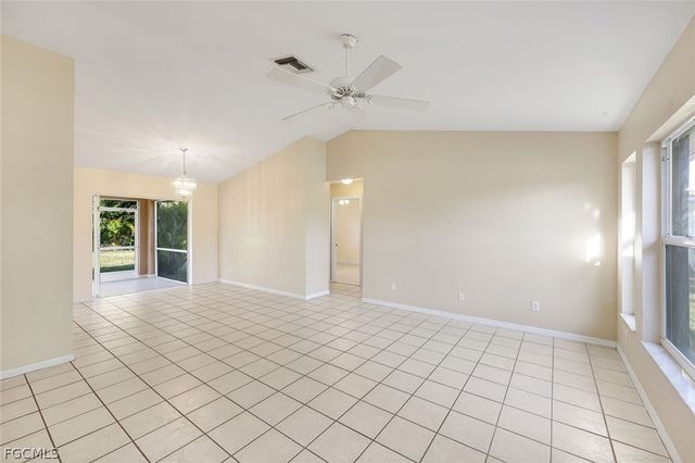 167 SE 21st TER, Cape Coral, FL 33990