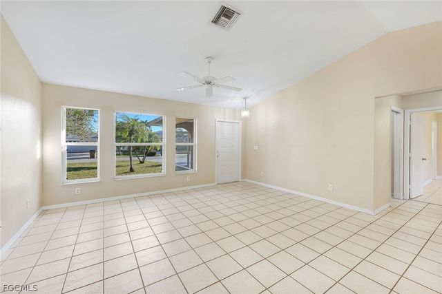 167 SE 21st TER, Cape Coral, FL 33990