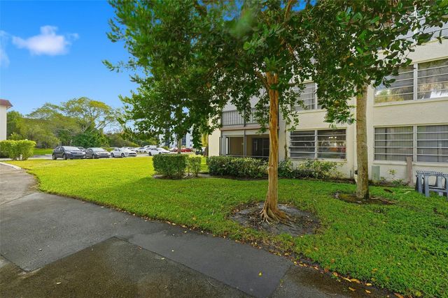 7500 NW 17th Street 110, Plantation, FL 33313