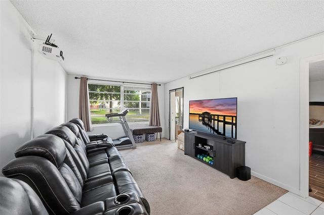 7500 NW 17th Street 110, Plantation, FL 33313