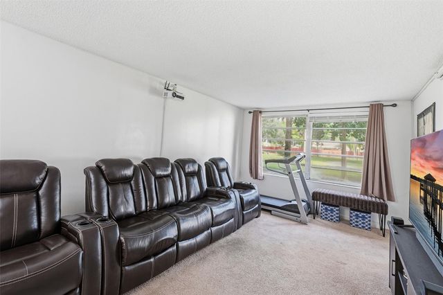 7500 NW 17th Street 110, Plantation, FL 33313