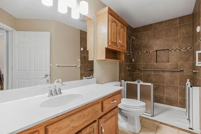 605 NW Silverstone Circle, Grain Valley, MO 64029