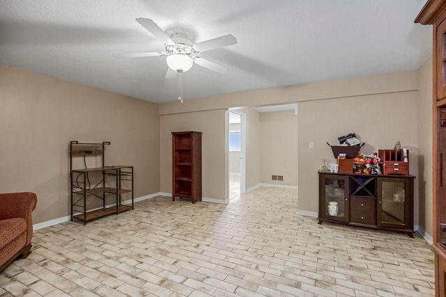 605 NW Silverstone Circle, Grain Valley, MO 64029