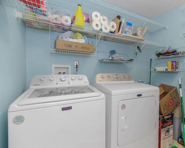 605 NW Silverstone Circle, Grain Valley, MO 64029