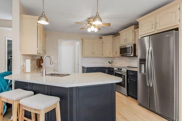 605 NW Silverstone Circle, Grain Valley, MO 64029