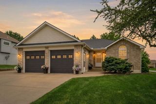 605 NW Silverstone Circle, Grain Valley, MO 64029