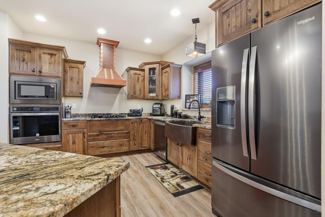 2564 GOLD CREEK PL, Rapid City, SD 57702