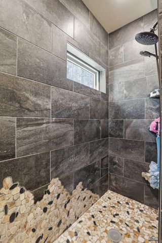 2564 GOLD CREEK PL, Rapid City, SD 57702