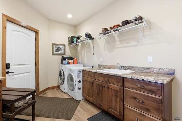 2564 GOLD CREEK PL, Rapid City, SD 57702