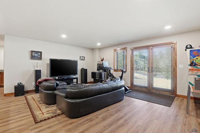 2564 GOLD CREEK PL, Rapid City, SD 57702