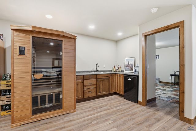 2564 GOLD CREEK PL, Rapid City, SD 57702