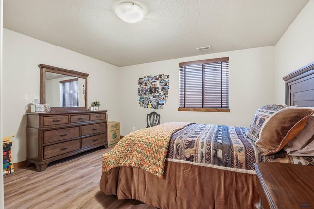 2564 GOLD CREEK PL, Rapid City, SD 57702