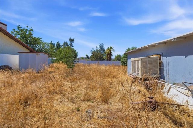 26180 Yale, Hemet, CA 92544