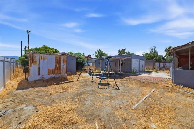 26180 Yale, Hemet, CA 92544