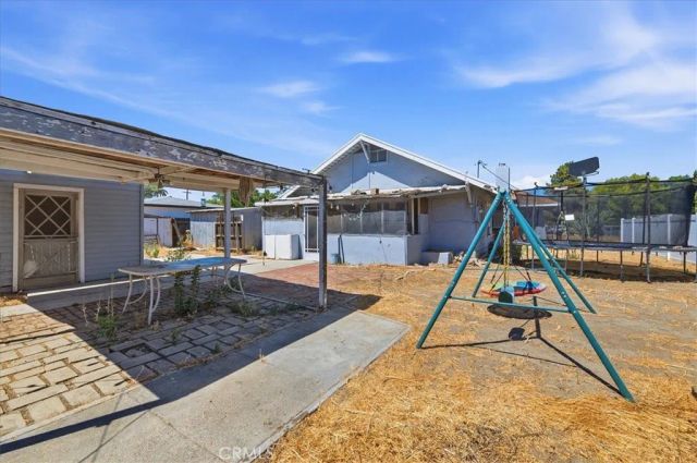26180 Yale, Hemet, CA 92544