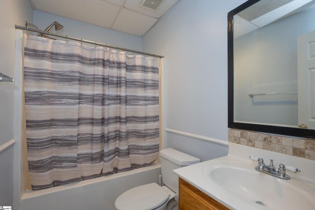 103 Graclan Court, Simpsonville, SC 29680