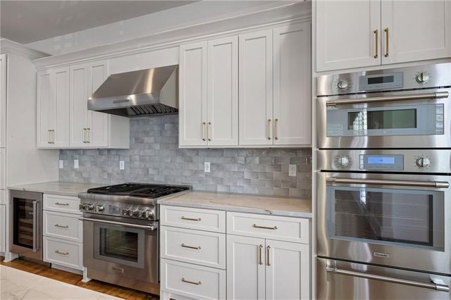 155 Hubbard Road, Woodstock, GA 30188