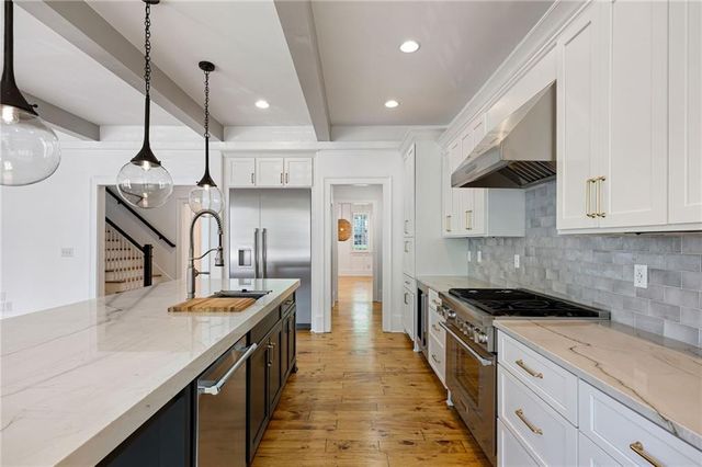 155 Hubbard Road, Woodstock, GA 30188