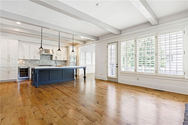 155 Hubbard Road, Woodstock, GA 30188