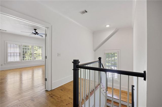 155 Hubbard Road, Woodstock, GA 30188
