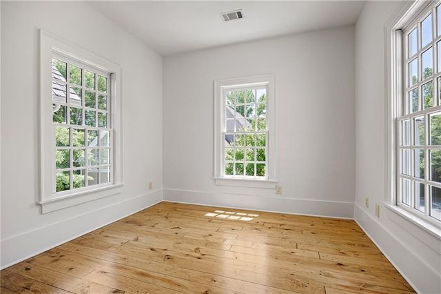 155 Hubbard Road, Woodstock, GA 30188