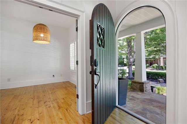155 Hubbard Road, Woodstock, GA 30188