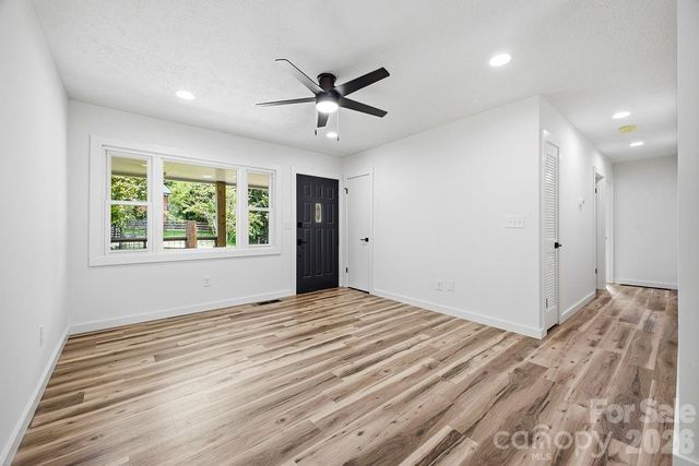 118 Willowbrook Road 51, Hendersonville, NC 28792