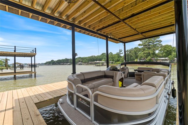 225 Ben Lacy Drive, Gun Barrel City, TX 75156