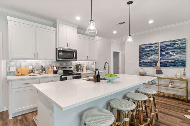 225 Ben Lacy Drive, Gun Barrel City, TX 75156