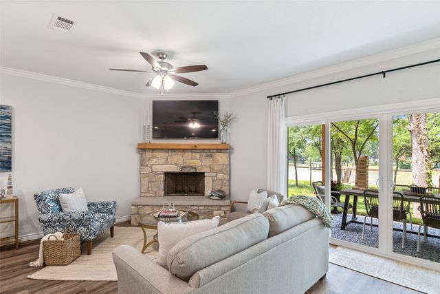 225 Ben Lacy Drive, Gun Barrel City, TX 75156