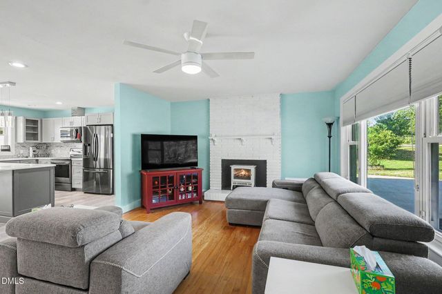 2905 Dove Lane, Raleigh, NC 27604