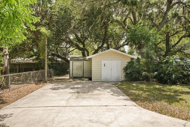6476 EVE STREET, St Cloud, FL 34771