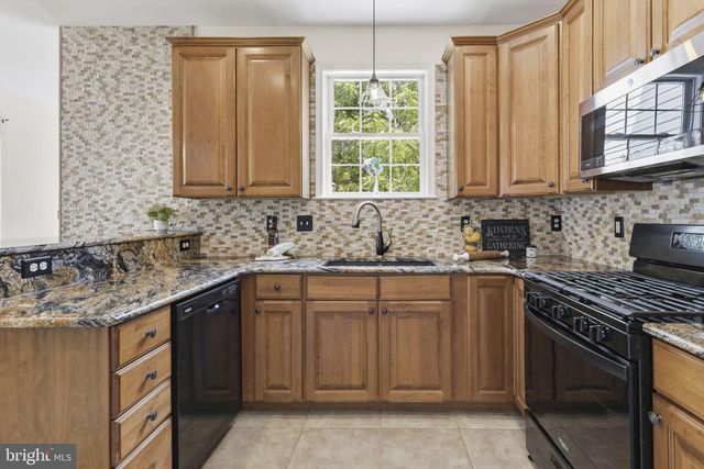 259 N FRONT ST, New Freedom, PA 17349