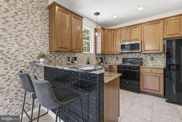 259 N FRONT ST, New Freedom, PA 17349