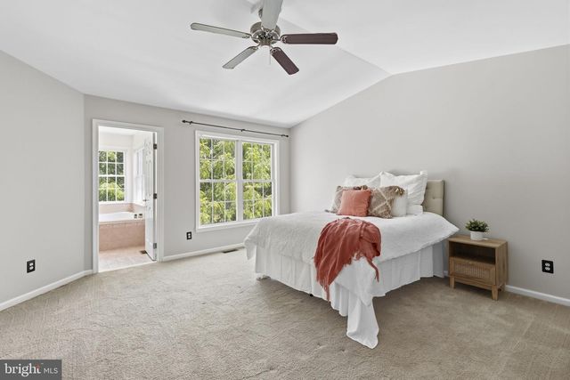 259 N FRONT ST, New Freedom, PA 17349